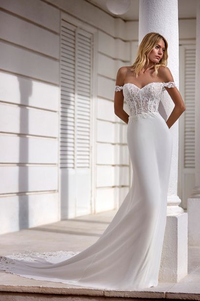 Chantal Size 6 Off White | To Cherish Bridal Boutique