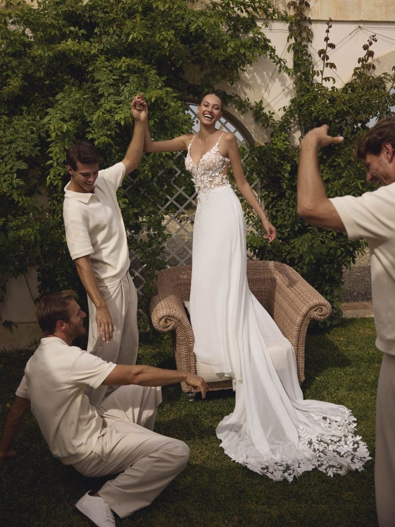 Gill By Modeca
